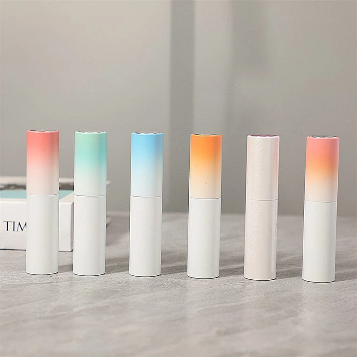 בקבוקי אטאר ריקים